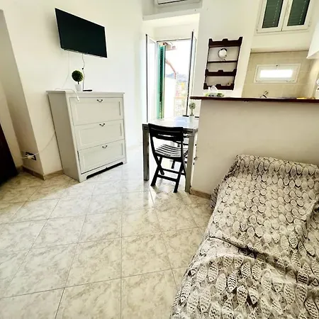 Lägenhet Romolo Moreno 88 - *